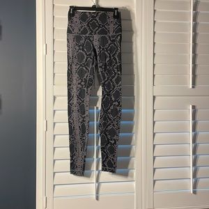 Lululemon Yoga Pants